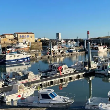 Avec Terrasse Au Les Sables Vignier - Api-1-52-749